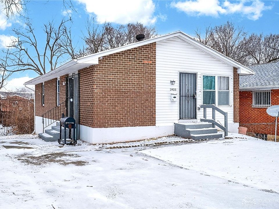 1st image of 2923 Sage Ave