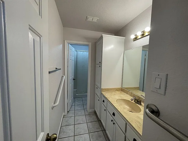 5001 Blue Bluff Rd — Photo 16