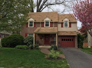 5027 Smithfield Rd, Drexel Hill, PA 19026