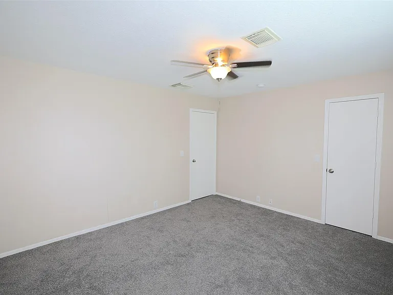 3203 Becker Glen St — Photo 22