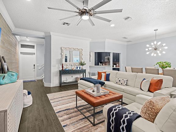 4th image of 1375 Isabella Dr Unit 104