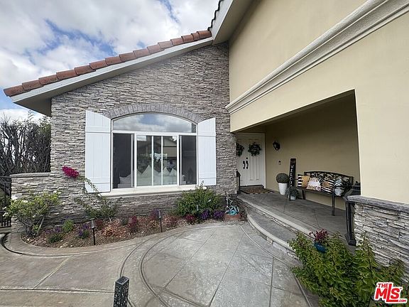 3rd image of 11849 Cog Hill Dr