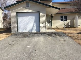 1406 Hampstead Ave, Fairbanks, AK 99701