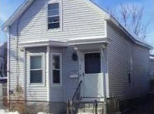 20 Fulton St, Lowell, MA 01850
