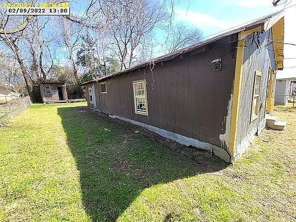 3rd image of 304 Callier St