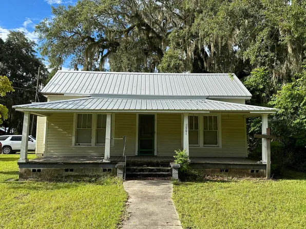 3001 ST JOHNS Avenue, Palatka, FL 32177