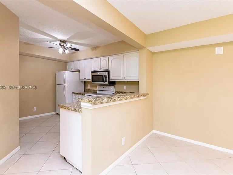 5721 Riverside Dr #202B5 — Photo 17
