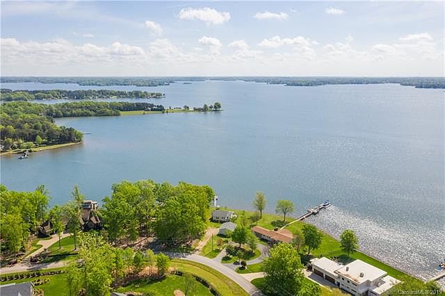 1st image of 225 Gainswood Dr