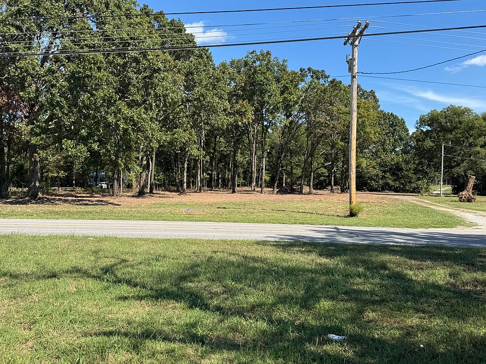 1st image of 2125 Sumac Rd