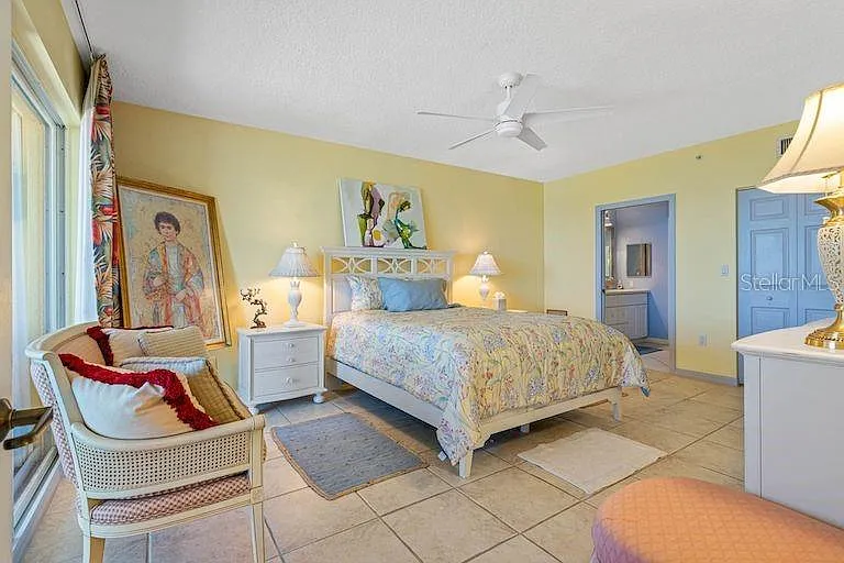 16550 Gulf Blvd #545 — Photo 23