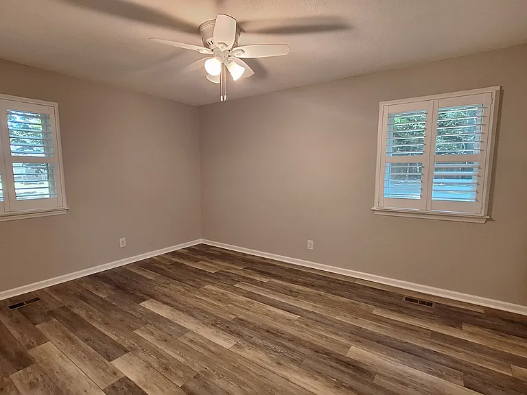 1809 Grady Dr — Photo 34