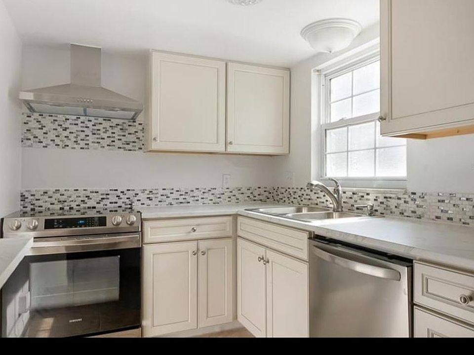 1st image of 1127 84th Ter N APT C