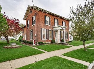 332 Walnut St, Lockport, NY 14094