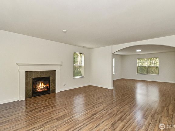 3rd image of 11629 54th Drive SE