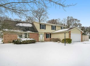 5721 S Bridgeton Ln, South Bend, IN