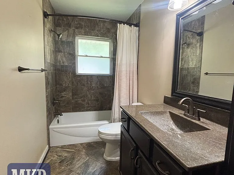 4706 Casper Dr NE — Photo 19