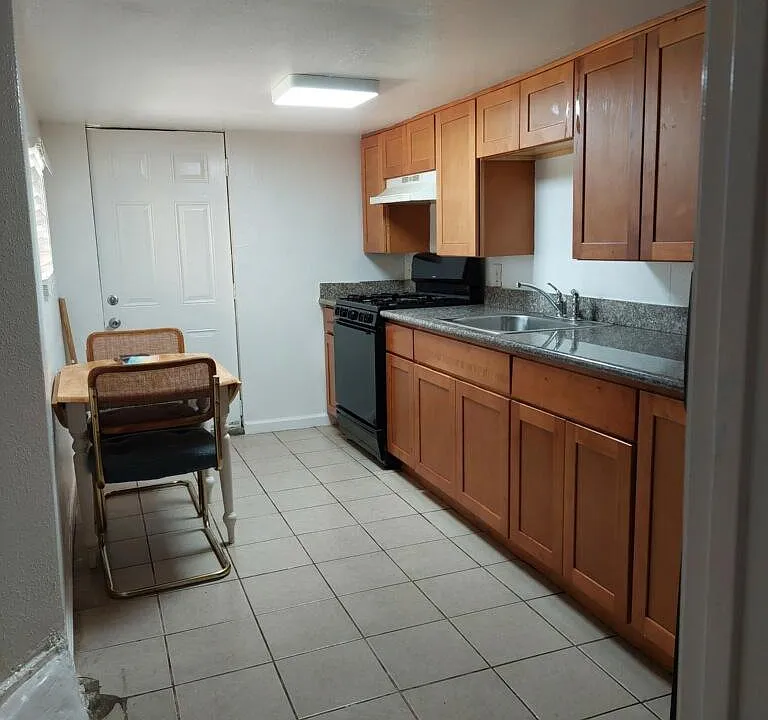 412 Bissell Ave #408B
