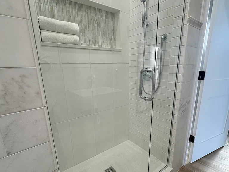 601 Green Bay Rd #204 — Photo 10