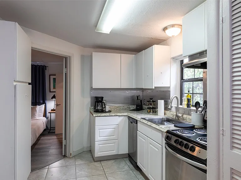 3312-1 Greenbriar St — Photo 14