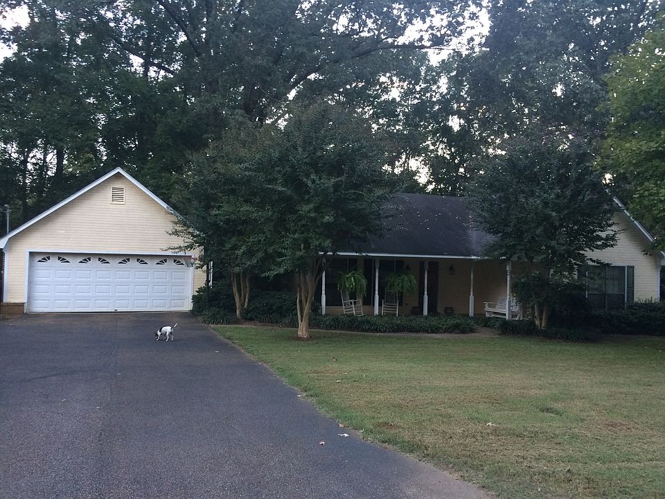 2nd image of 1053 County Road 131