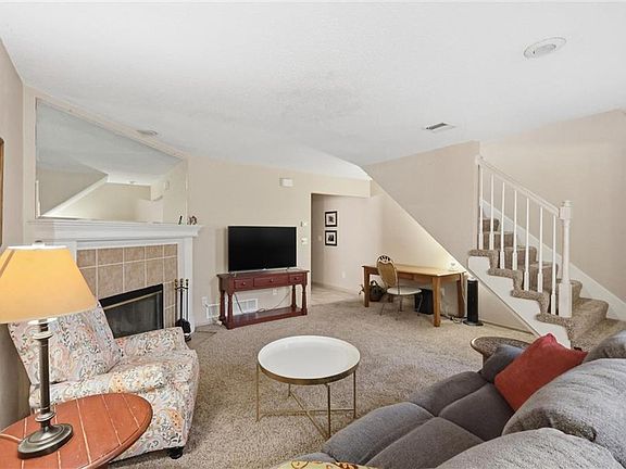 3rd image of 5554 NW Sunrise Meadow Ln