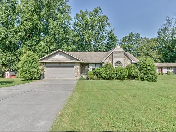 1st image of 624 Baywood Dr