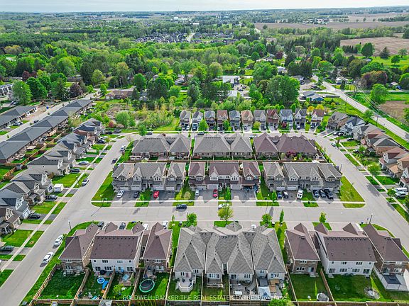 4th image of 216 Palmer Ln