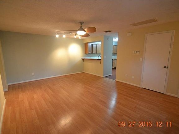 4th image of 8480 60th St N #8480