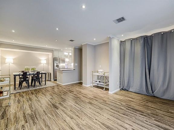 5th image of 1860 White Oak Dr APT 347