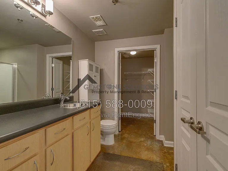 1803 Broadway #507 — Photo 19