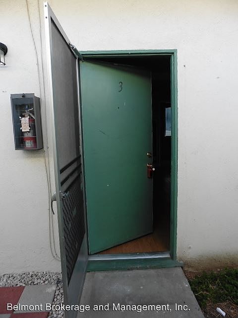 1st image of 4426 E 7th St APT 03