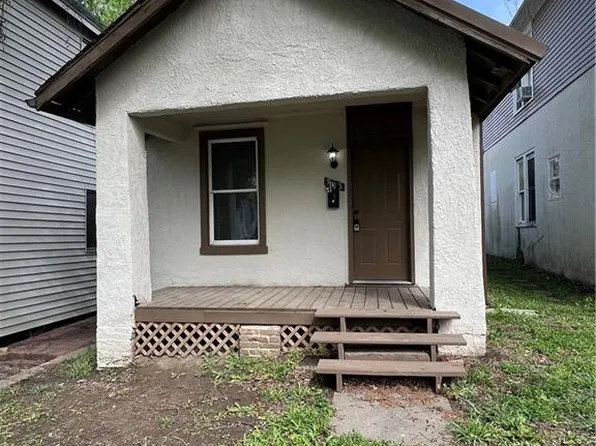 713 N 24th St, Saint Joseph, MO 64506