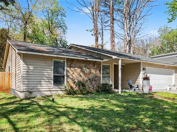 1370 Terramont Dr, Roswell, GA 30076