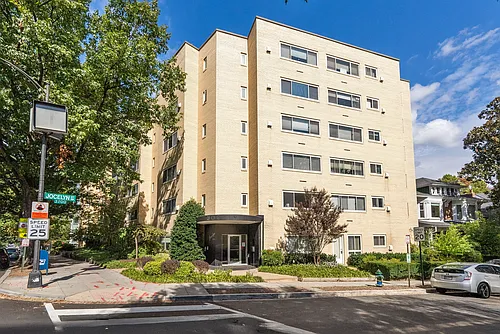 5315 Connecticut Ave NW #502 Photo 1