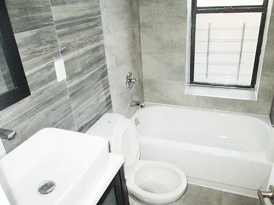 Rented by The Hamilton Group | media 28