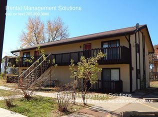5225 SW 12th Ter APT 1, Topeka, KS 66604