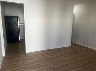 3945 Long Beach Blvd #7, Long Beach, CA 90807