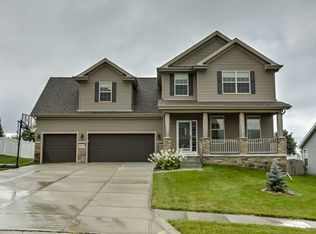 16023 Manderson St, Omaha, NE 68116