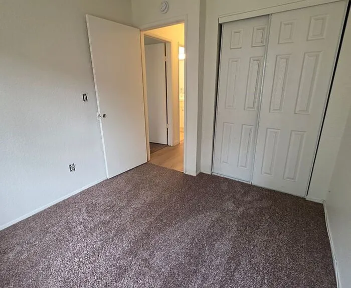 5315 Santa Margarita St #7 — Photo 9