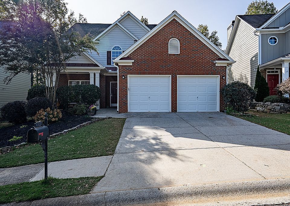 1st image of 427 Mountain Mist Dr