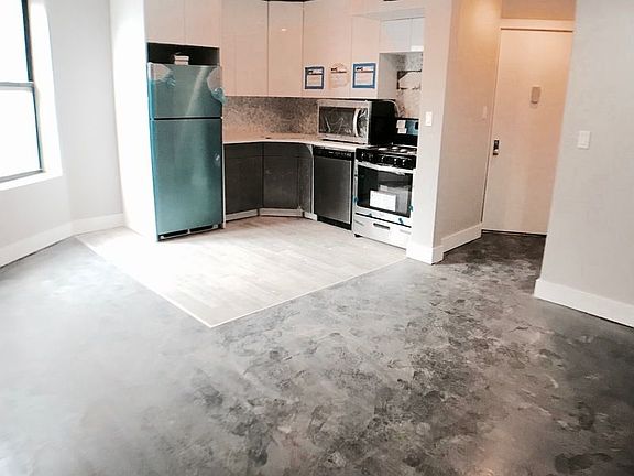 5th image of 830 W 177th St APT 2D