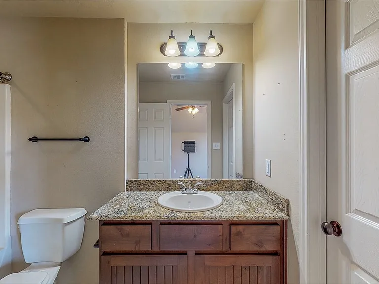 3416 Cullen Trl #A — Photo 34