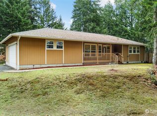 231 NE Captain Hook Dr, Belfair, WA 98528
