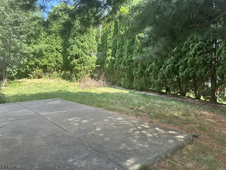 246 Winding Hill Dr — Photo 18