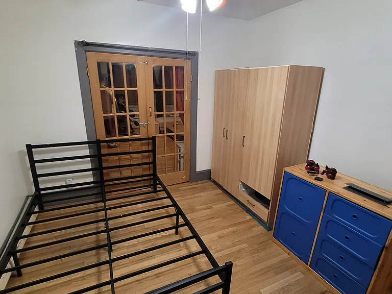 1 Mark St #3 — Photo 12