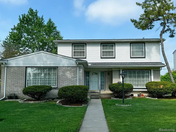 27309 Selkirk St, Southfield, MI 48076