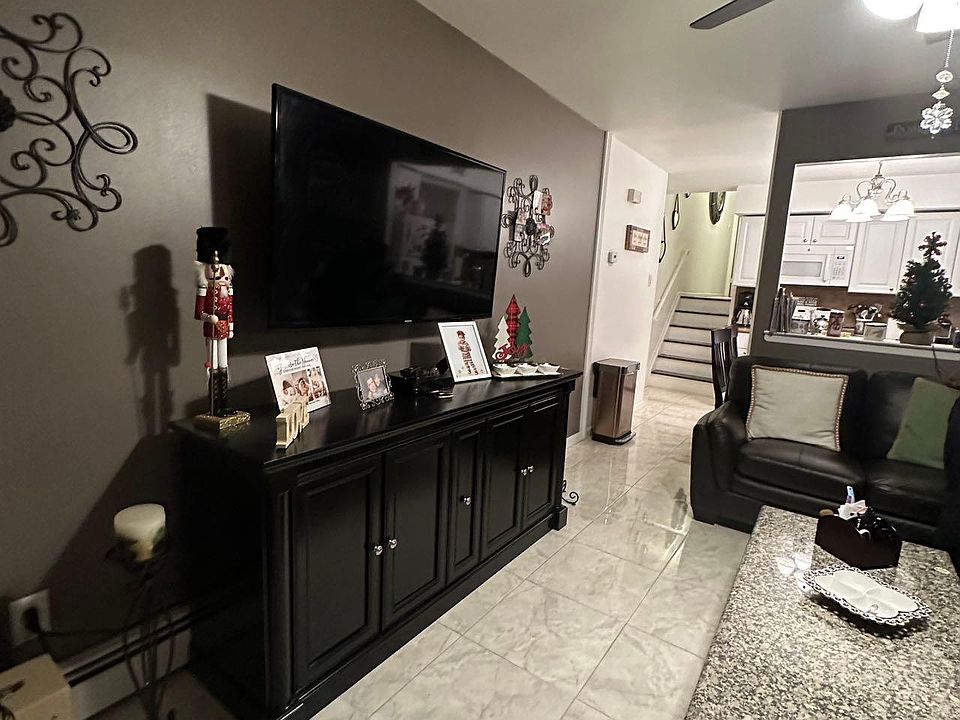 1st image of 180 Bay 13th St #1F