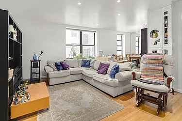 Rented by Park Property Advisors