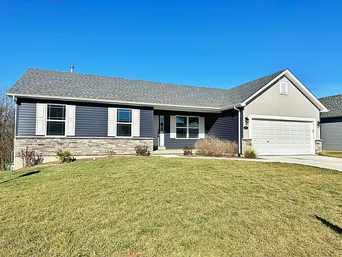 350 Hammerstone Dr Photo 1