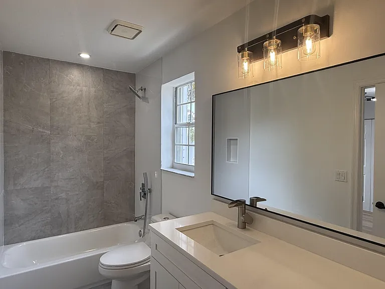 7218 Panache Way — Photo 4